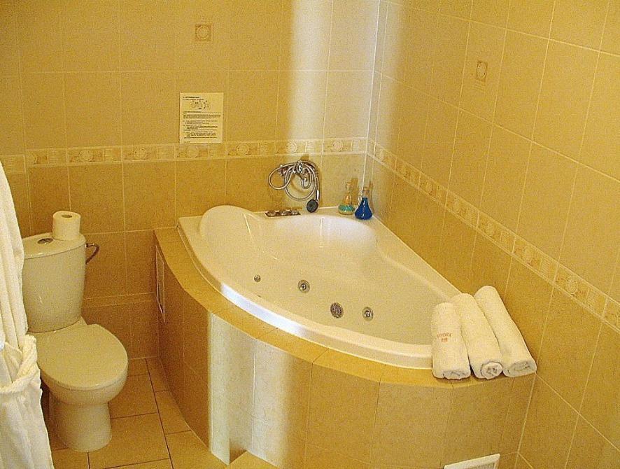 Hotel Regius Opole Kamer foto