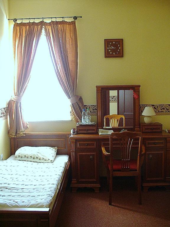Hotel Regius Opole Kamer foto